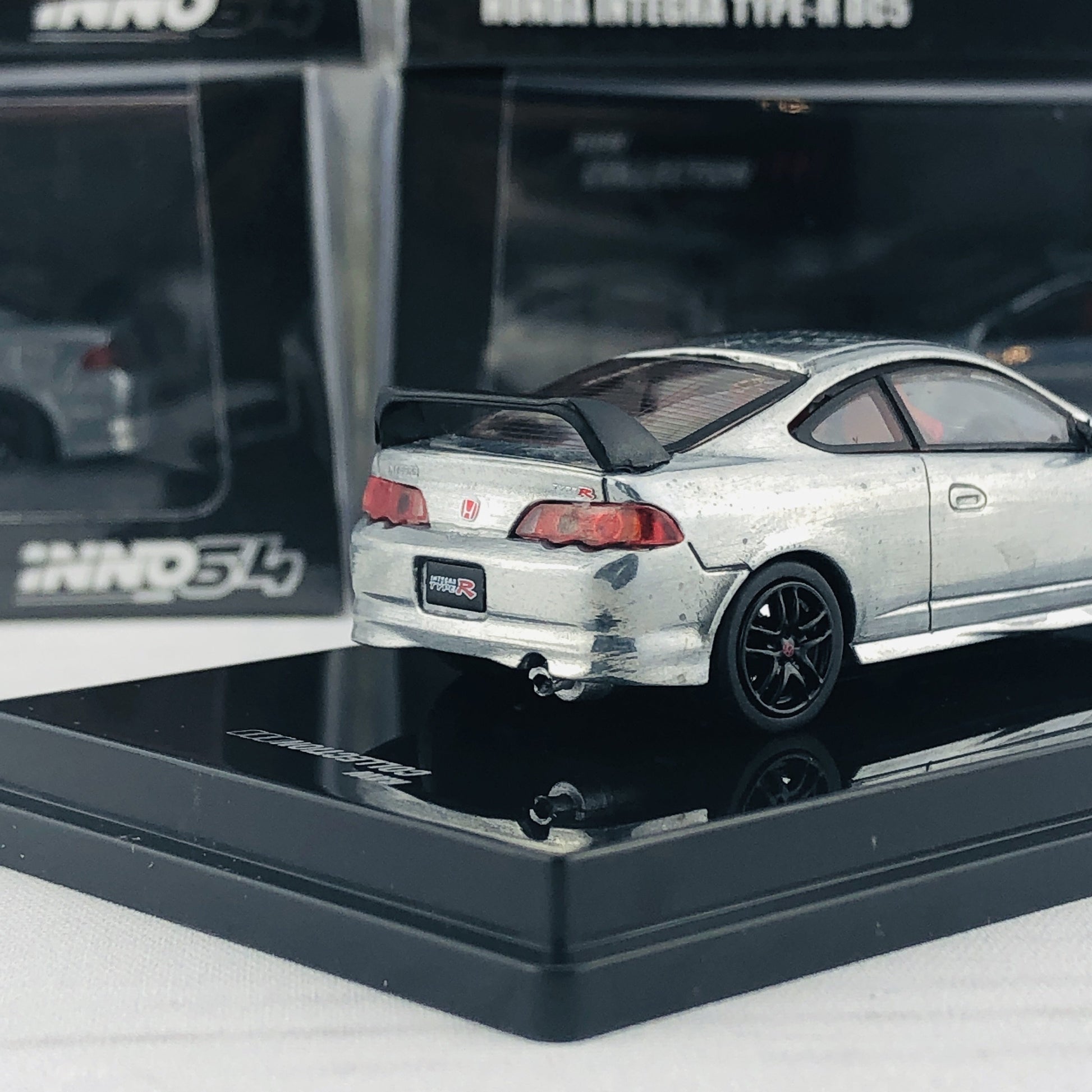 INNO64 HONDA Integra Type-R DC5 RAW Collection Limited Edition IN64-RAW-DC5