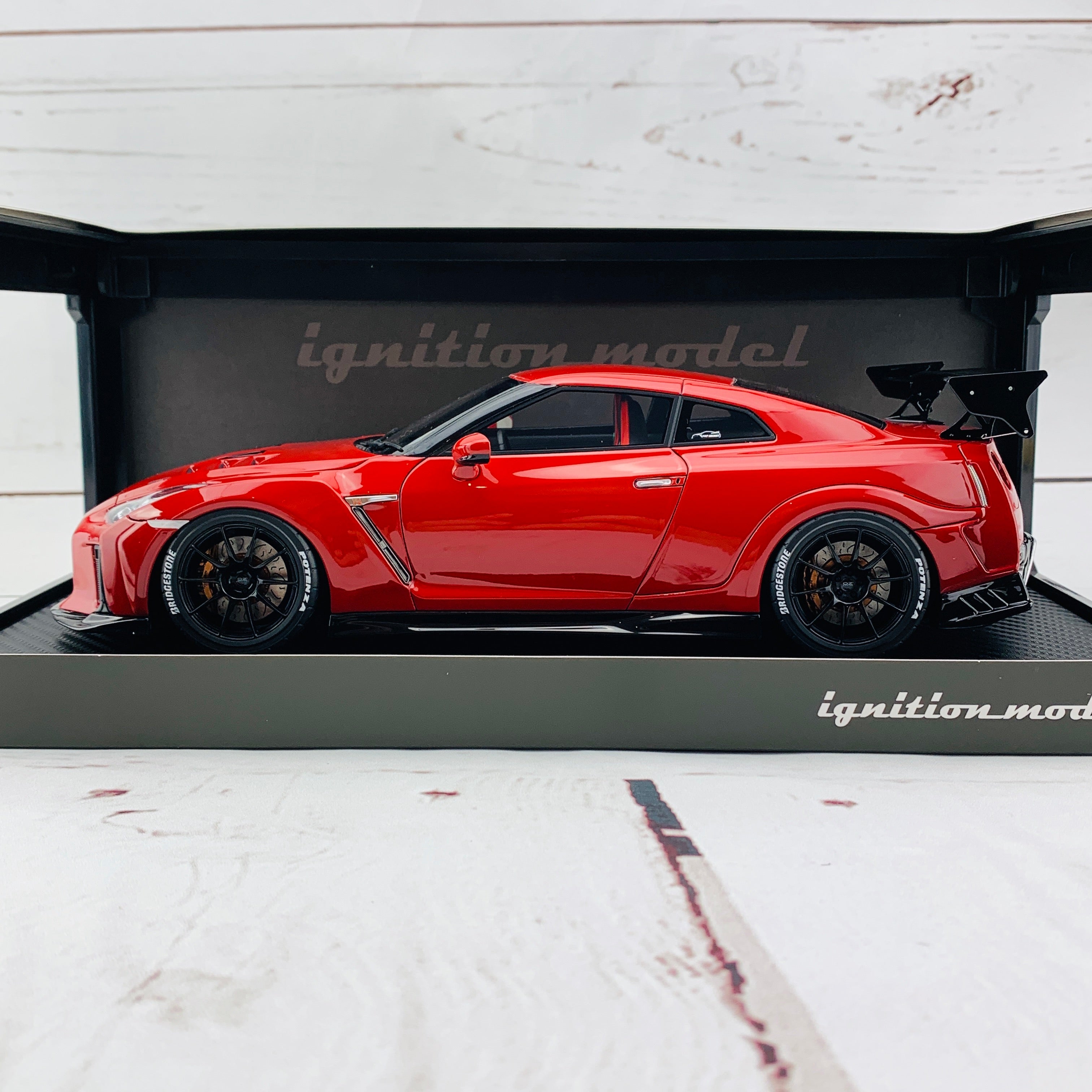 ミニカー TOP SECRET R35 GT-R TS RED 1/43 1/43 TOP SECRET R35 GT-R TS RED | タイガーゲートジャパン