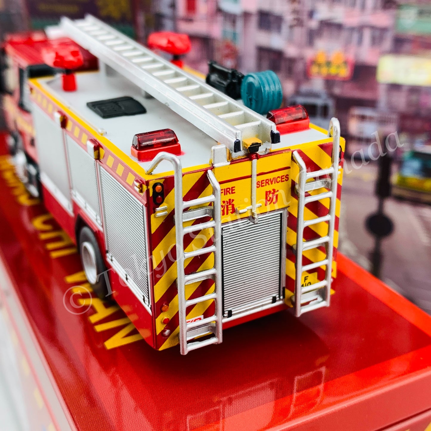 TINY 微影 SCANIA Major Pump (F410) Hong Kong FSD NGAU CHI WAN Limited Edition 牛池灣 消防處泵車(神之車) [展會限定] ATC65111