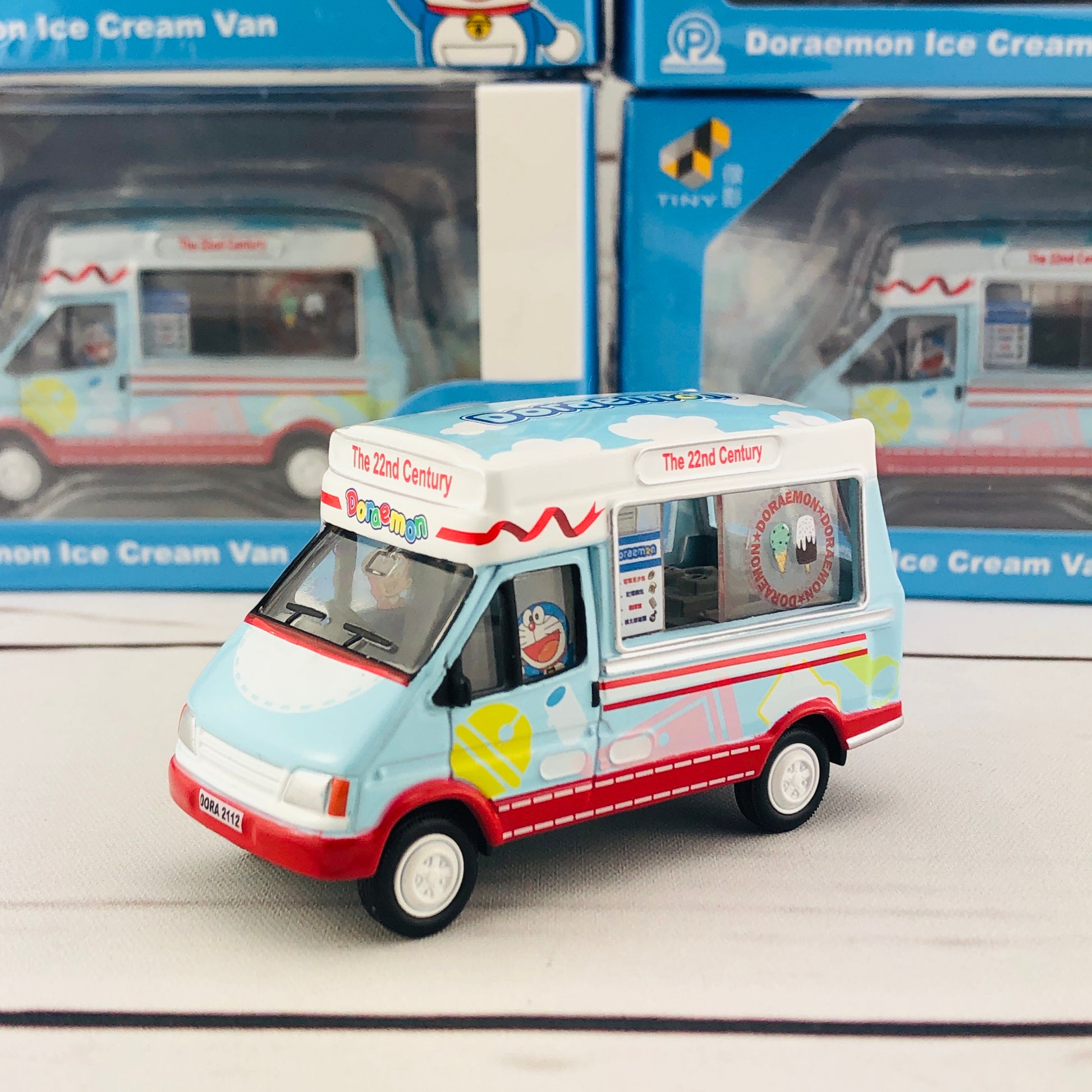 TINY x DORAEMON Ice-Cream Truck 叮噹雪糕車 DORA012