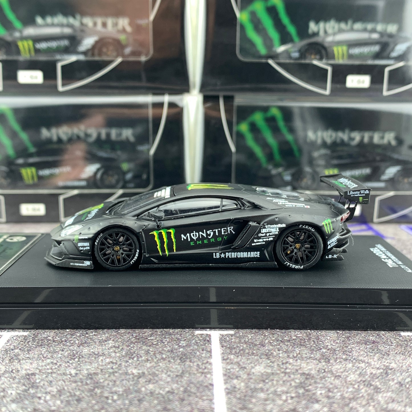TIME MODEL 1/64 Lamborghini Aventador LP 700-4 MONSTER x LIBERTYWALK
