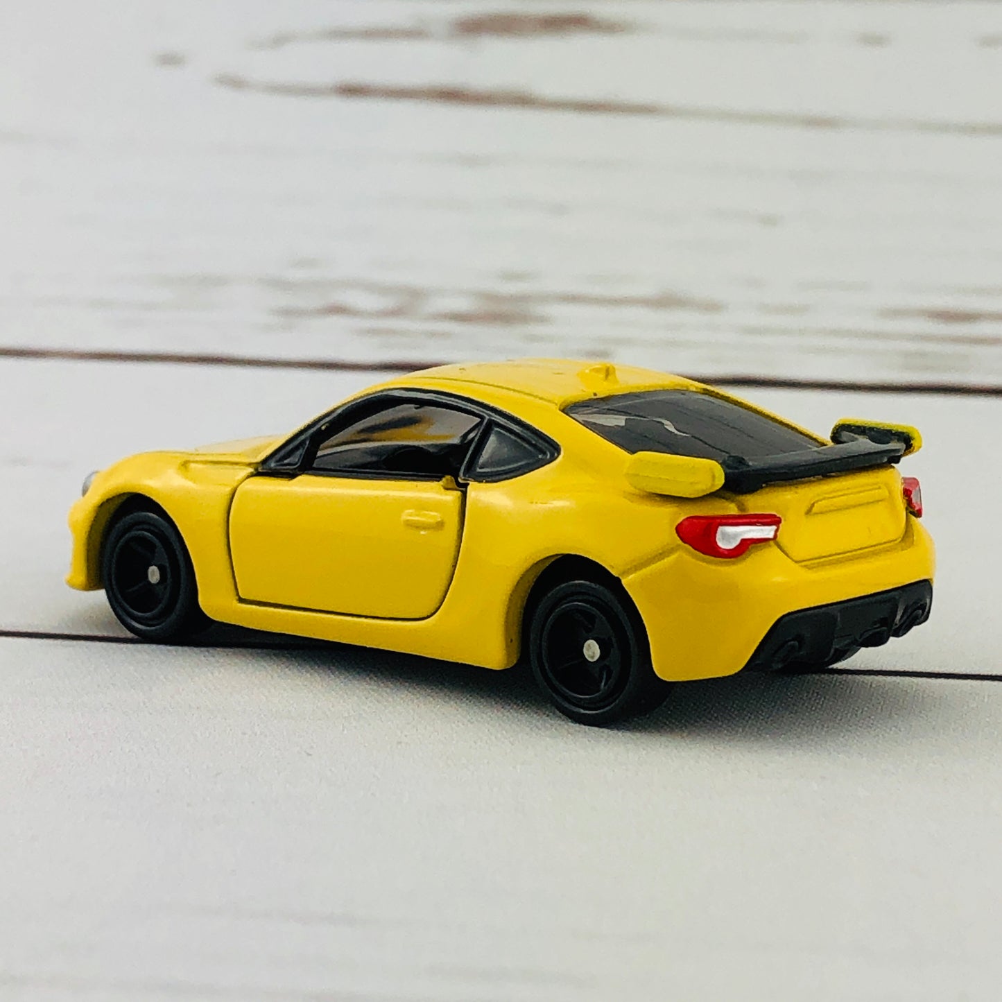 TOMICA 6 Subaru BRZ Yellow First Edition (初回特別仕様)