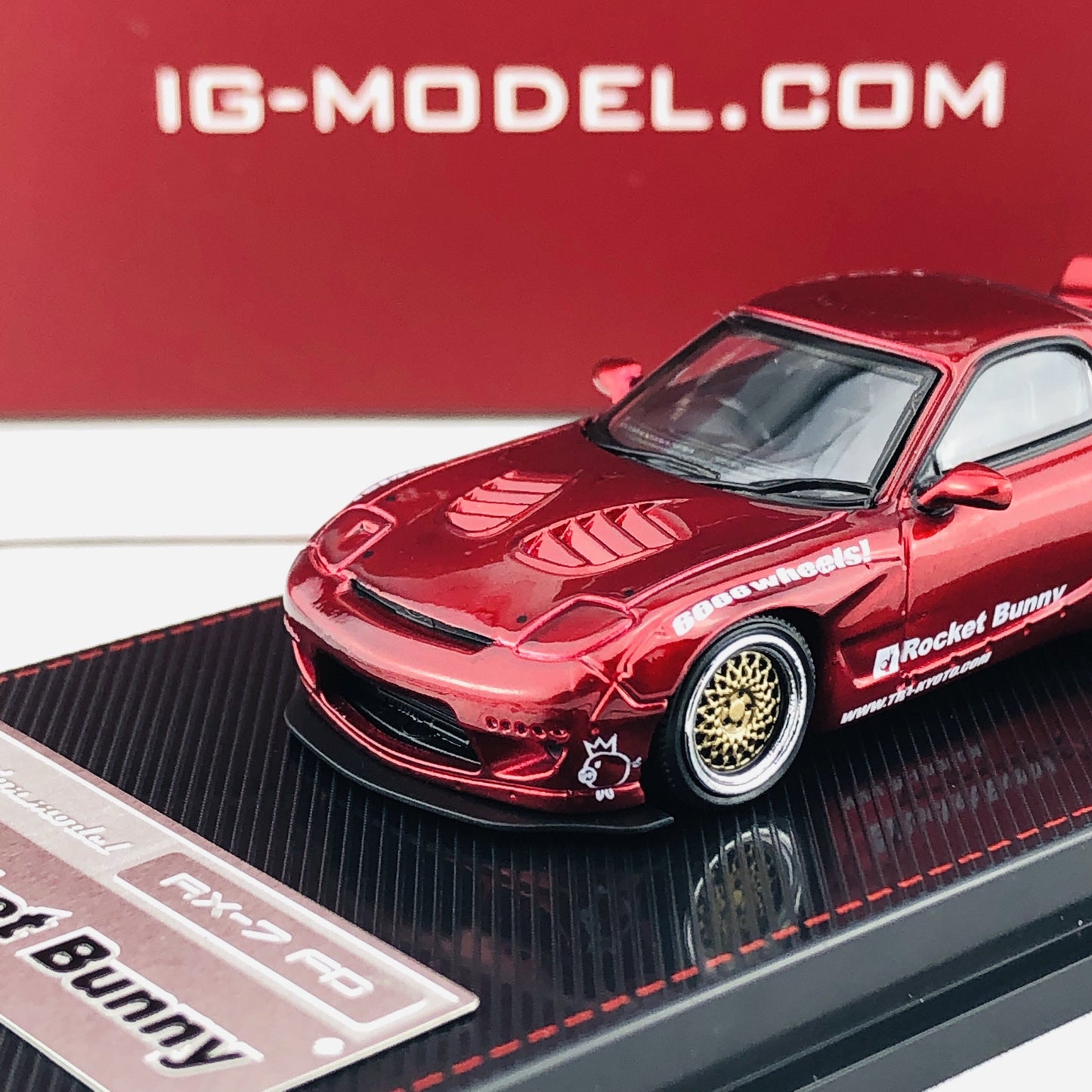 Ignition Model 1/64 Rocket Bunny RX7 (FD35) Red Metallic 1407