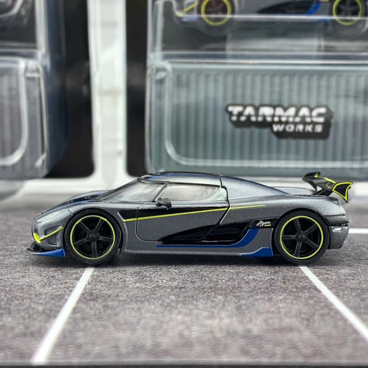 Tarmac Works 1/64 Global64 Koenigsegg Agera Prototype