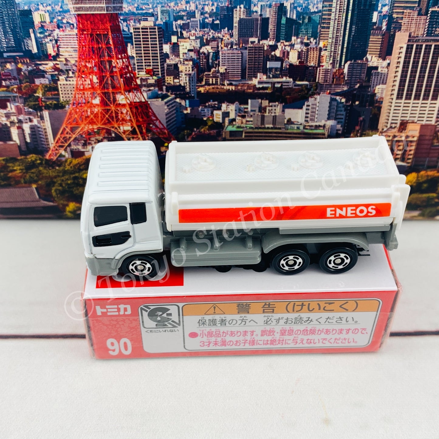 TOMICA 90 UD Trucks Quon Eneos Tank Lorry 4904810858249