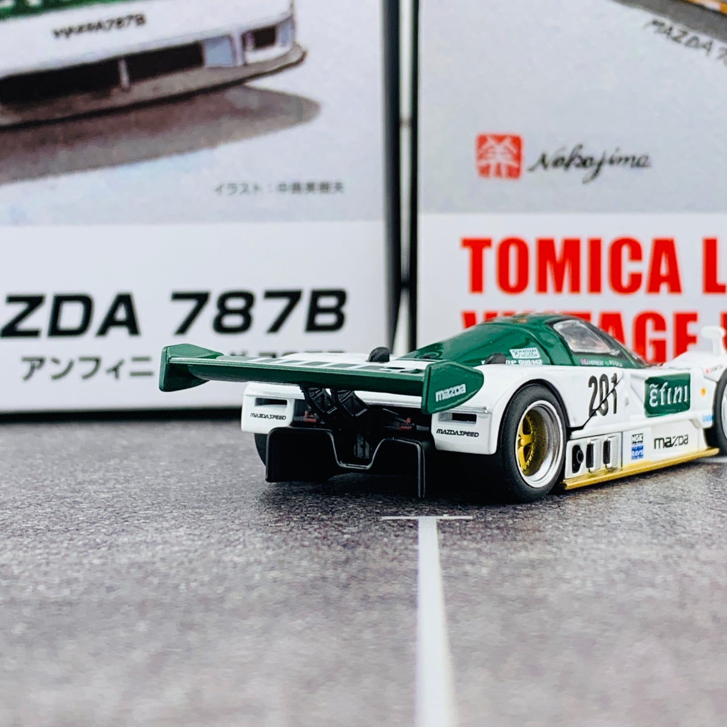 Tomica Limited Vintage Neo 1/64 MAZDA 787B 201