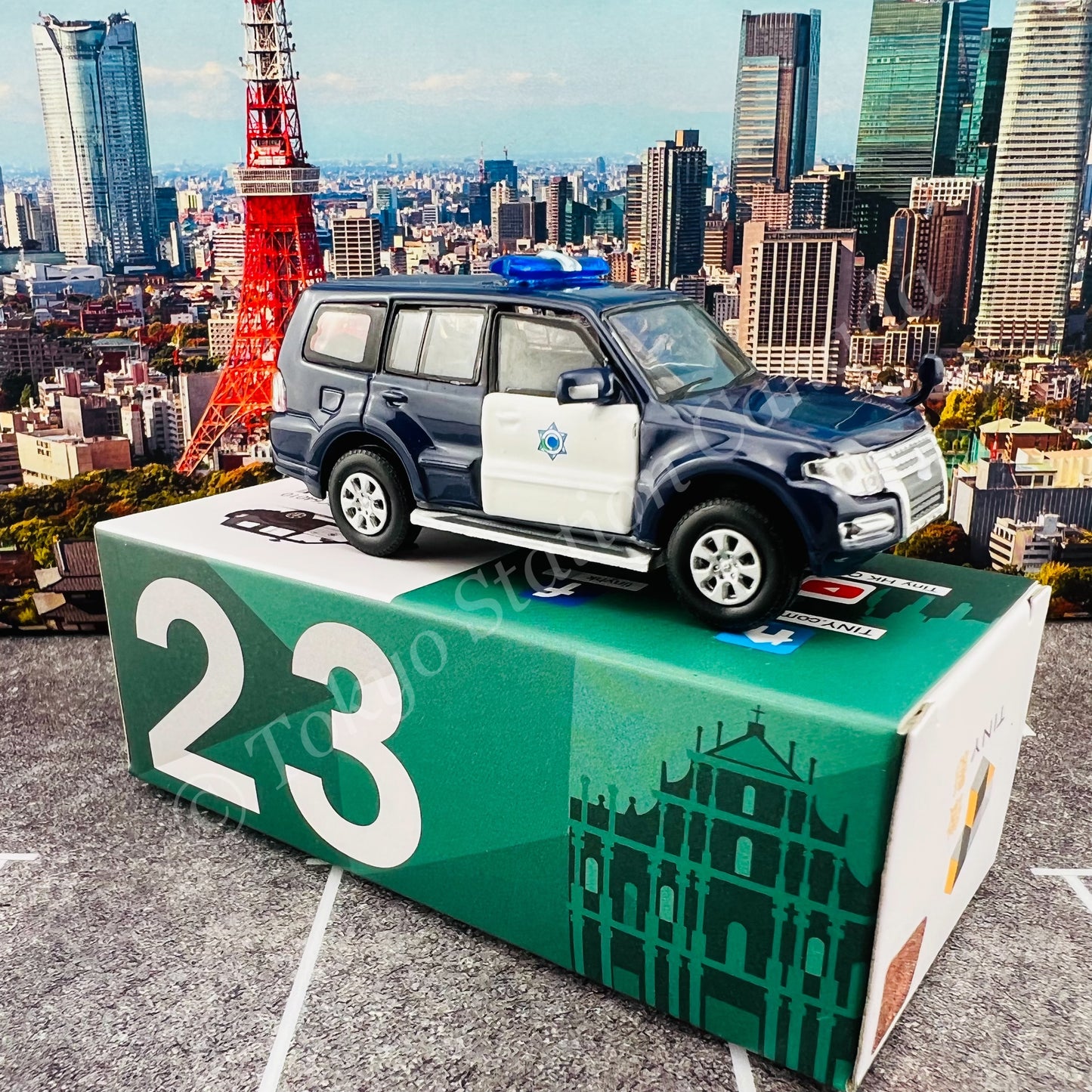 TINY 微影 MC23 MITSUBISHI Pajero 2015 Macau Customs (Scale 1/64) ATCMC64010