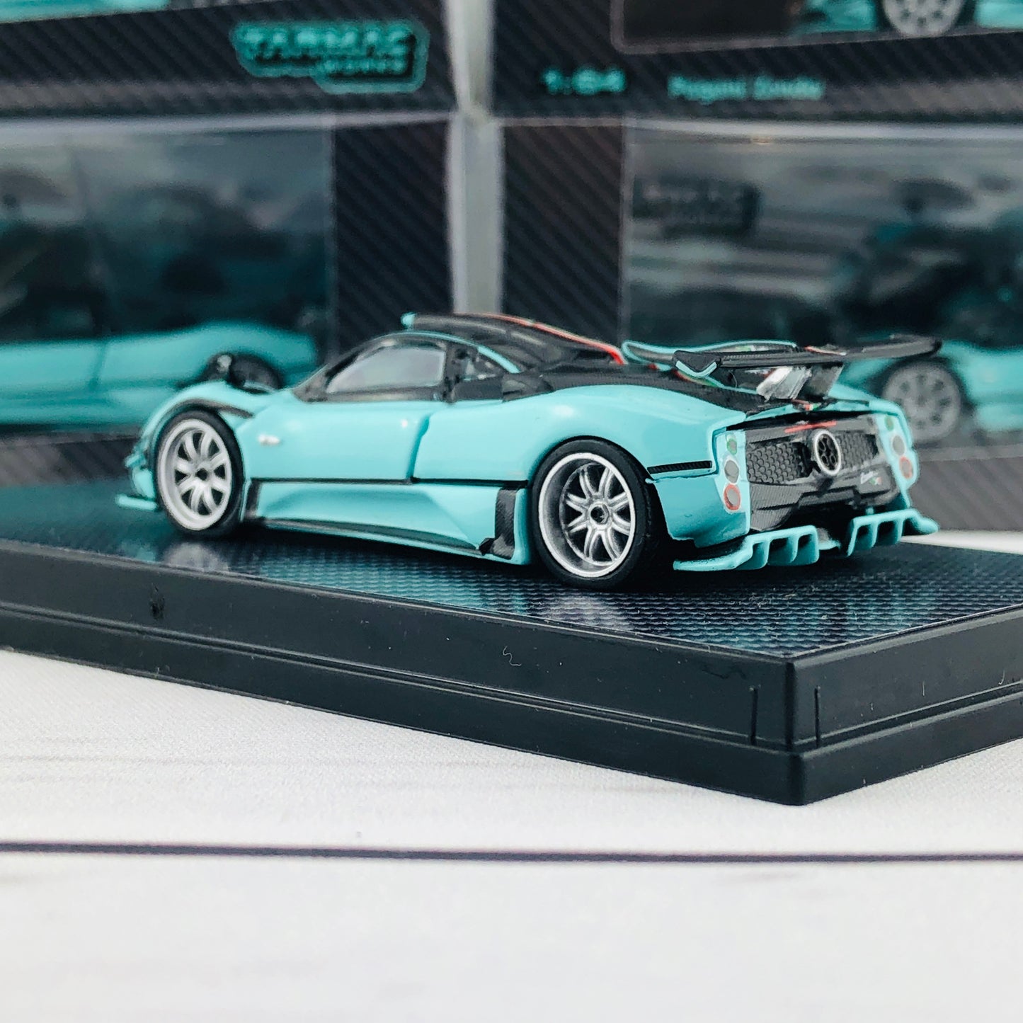 Tarmac Works GLOBAL64 Carbon Edition 1/64 Pagani Zonda Limited to 2064 pcs T64G-006-RSJX