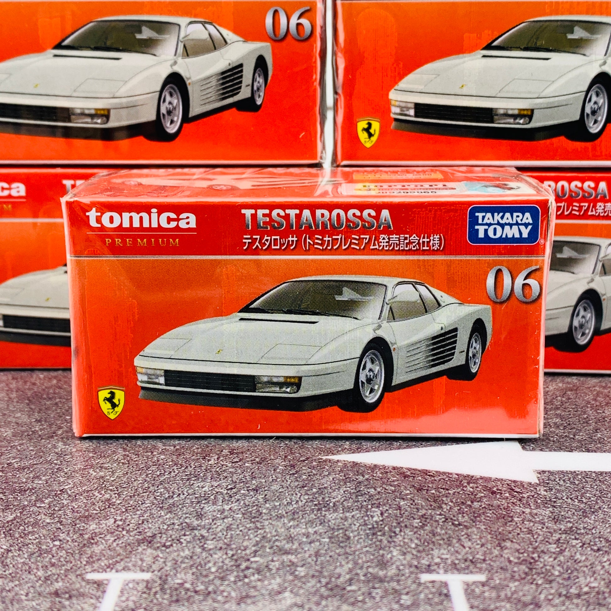TOMICA PREMIUM 06 TESTAROSSA Limited Edition トミカプレミアム発売記念仕様 (WHITE)