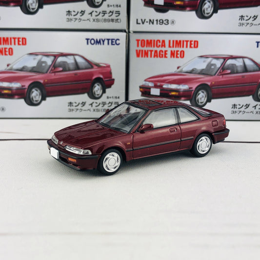 Tomytec Tomica Limited Vintage Neo 1/64 LV-N193a Honda Integra 3 Door Coupe XSi Red (1989)