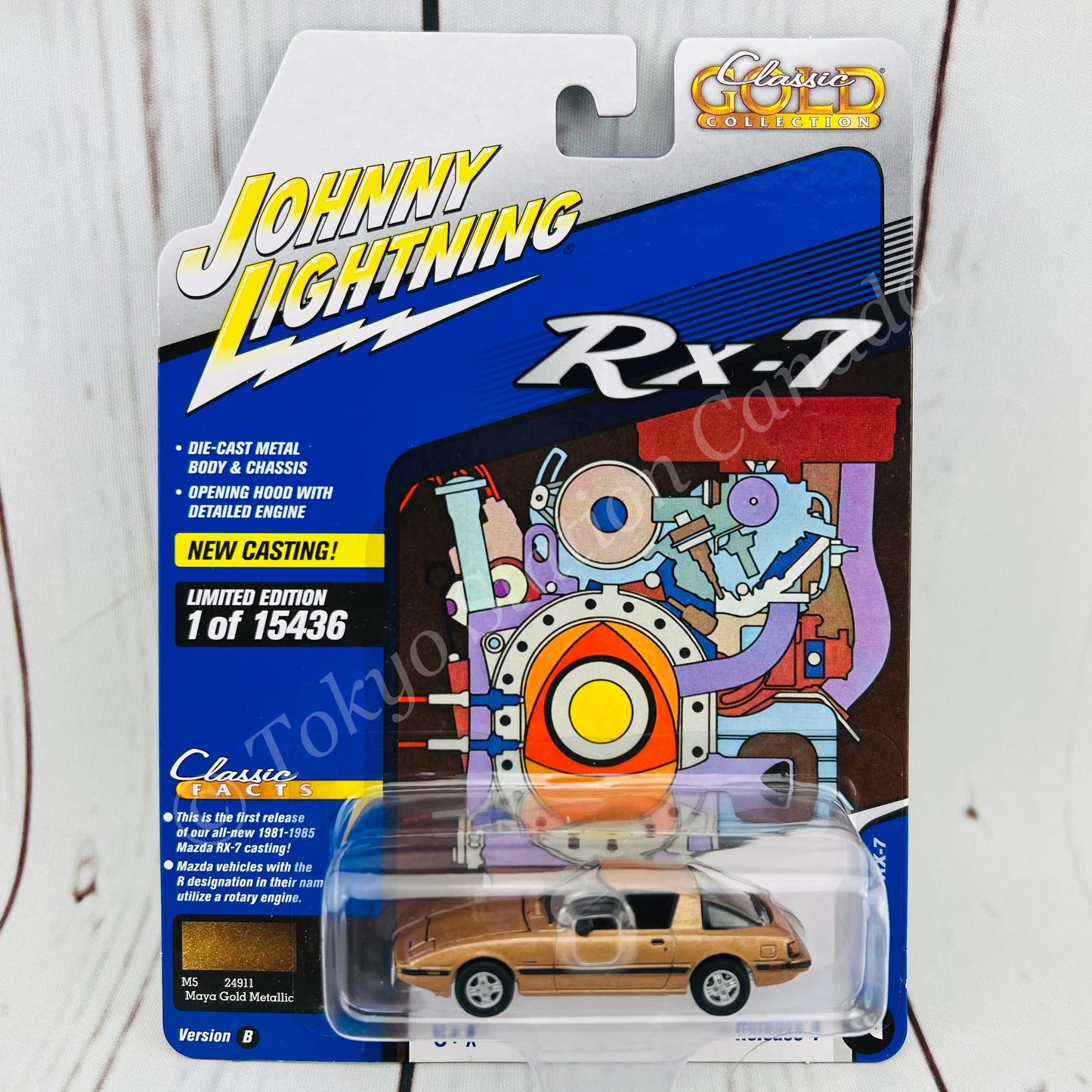 JOHNNY LIGHTNING 1/64 Classic GOLD COLLECTION 1981 Mazda RX-7 Maya Gold Metallic 849398051696