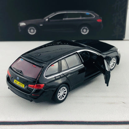 Tiny BMW 5 Series F11 Hong Kong Police Traffic ATC64532