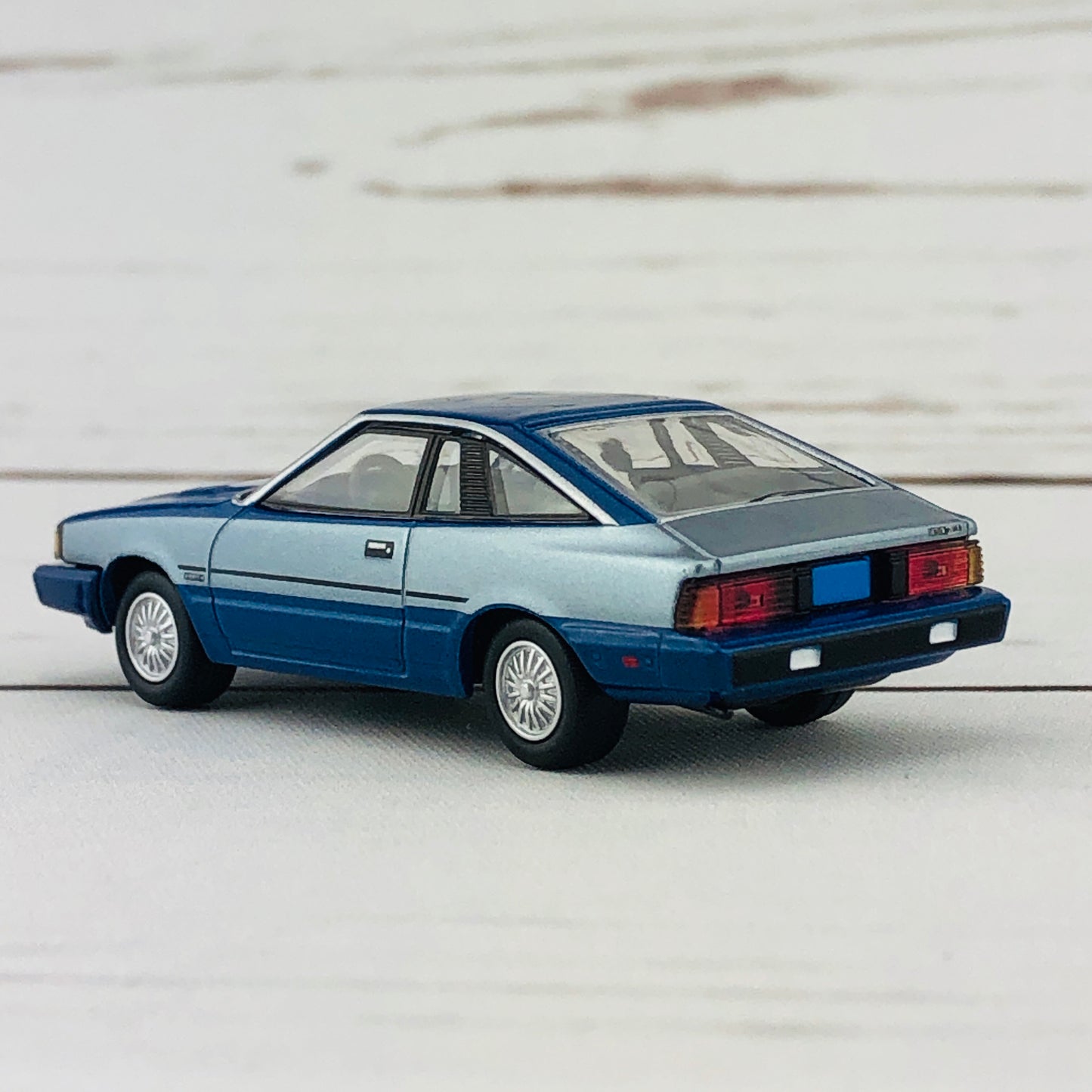 Tomica Limited Vintage Neo The Japanese Car Era Vol.12 Datsun 200SX