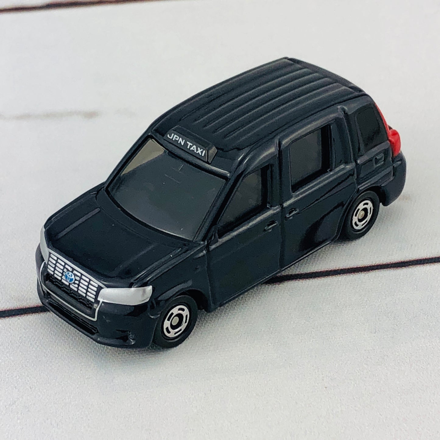TOMICA 27 Toyota Japan Taxi