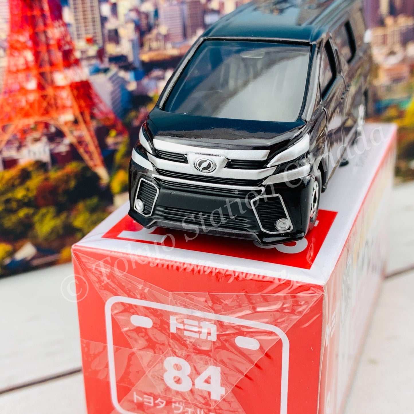 TOMICA 84 Toyota VELLFIRE 4904810824893