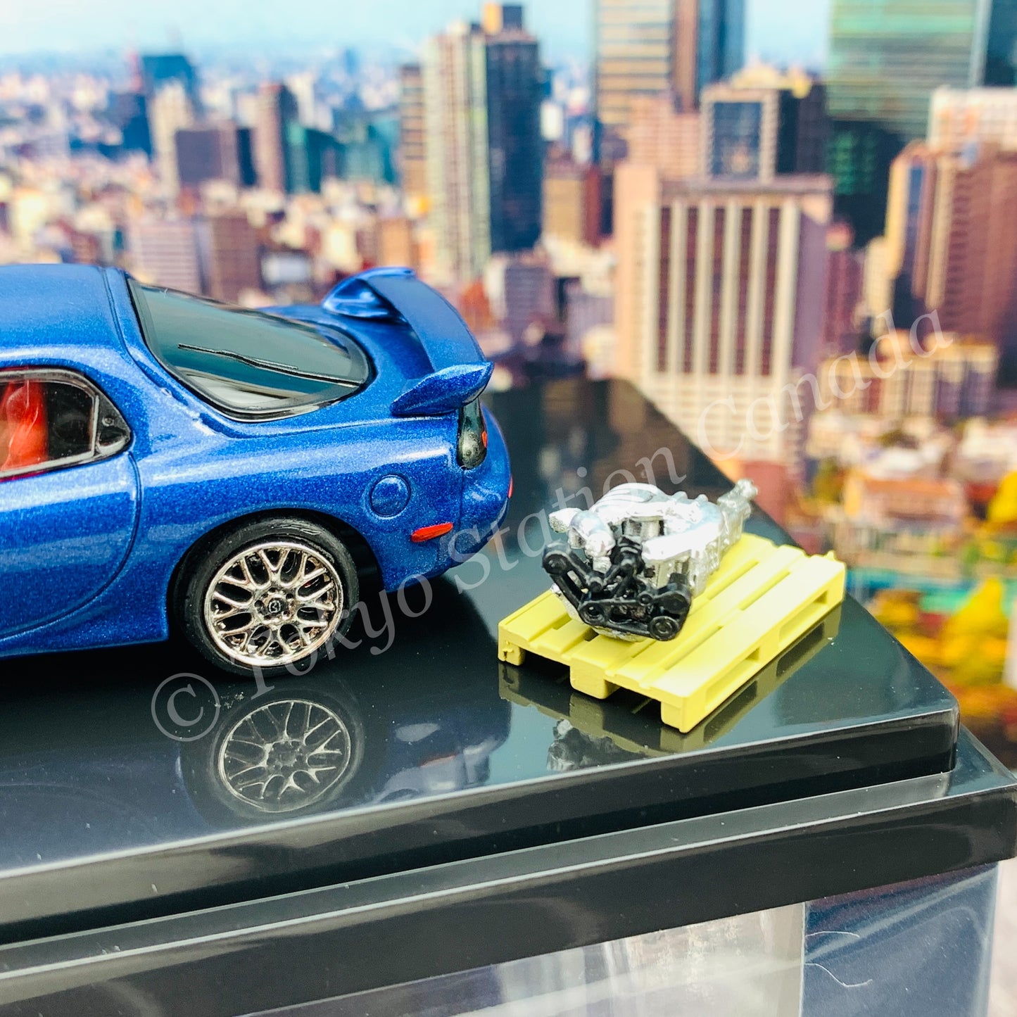 HOBBY JAPAN 1/64 Mazda RX-7 (FD3S) SPIRIT R TYPE A With Engine Display Model Blue Mica HJ642007DBL