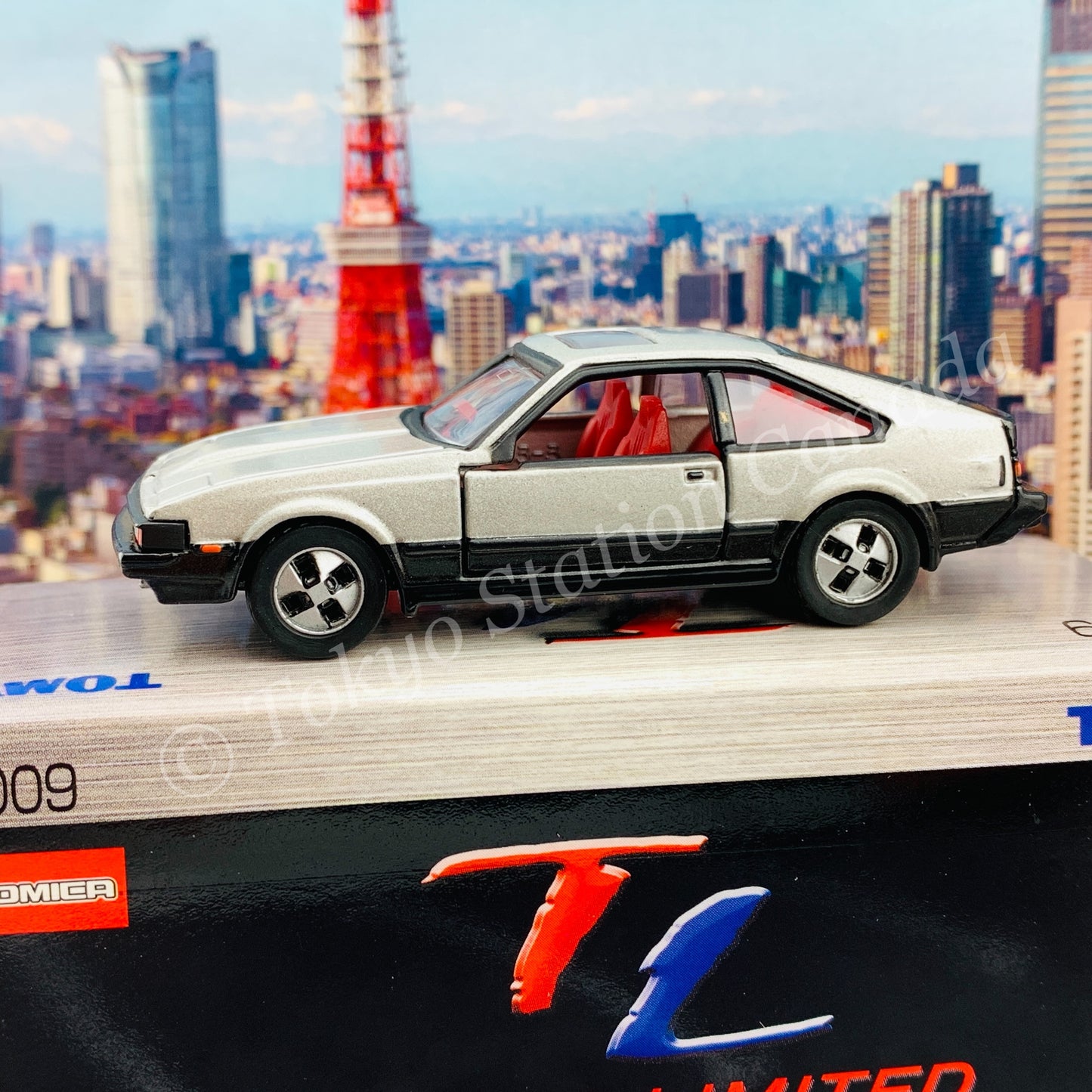 TOMICA LIMITED 0009 Celica XX 2800GT 4904810565178