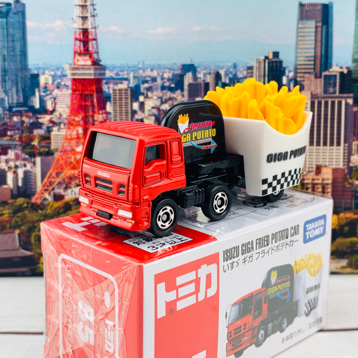 TOMICA 55 Isuzu Giga Fried Potato Car 4904810824626 – Tokyo Station