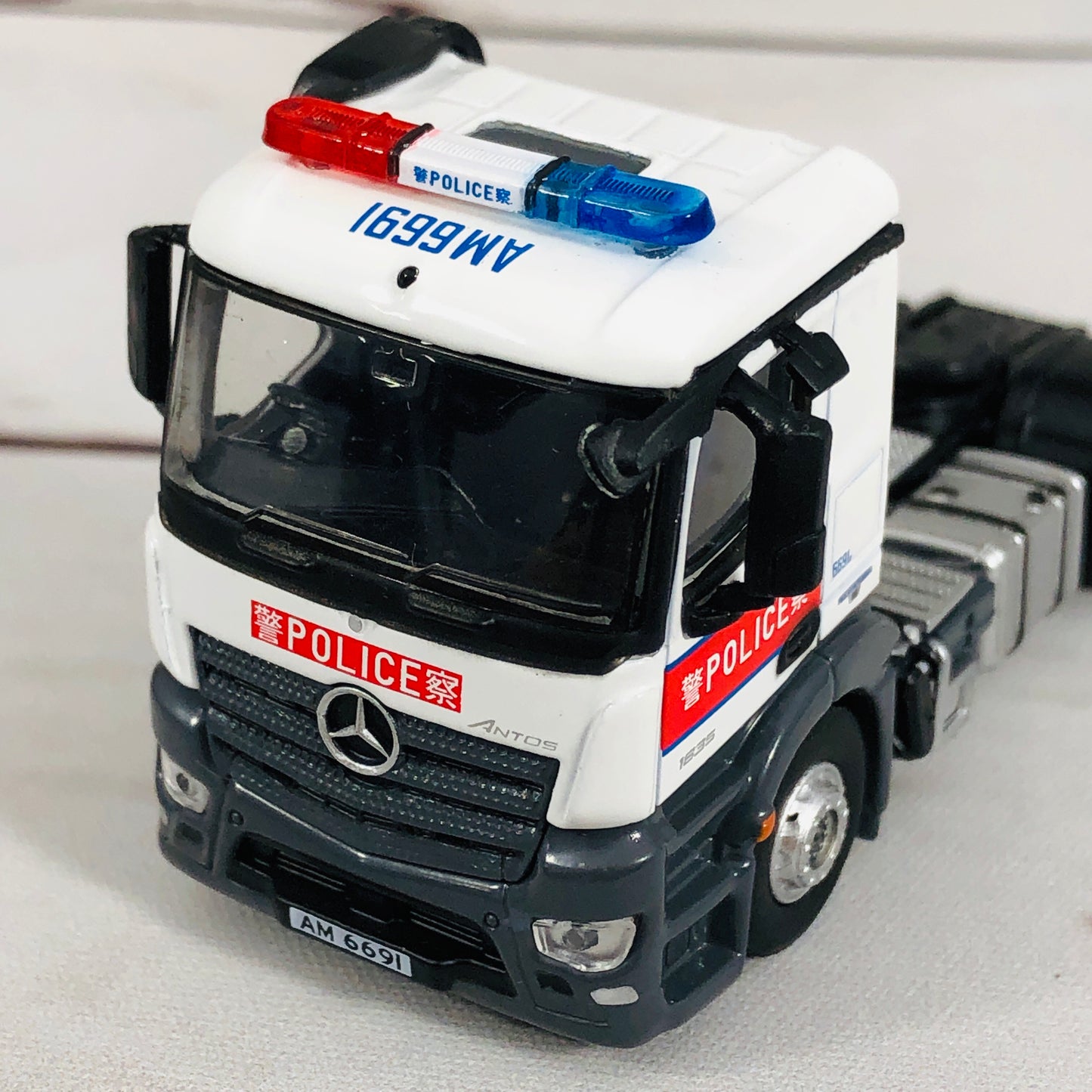 Tiny City 157 Mercedes-Benz Antos Police Tractor (PD&TT) 平治 Antos 警察拖頭 (AM6691)