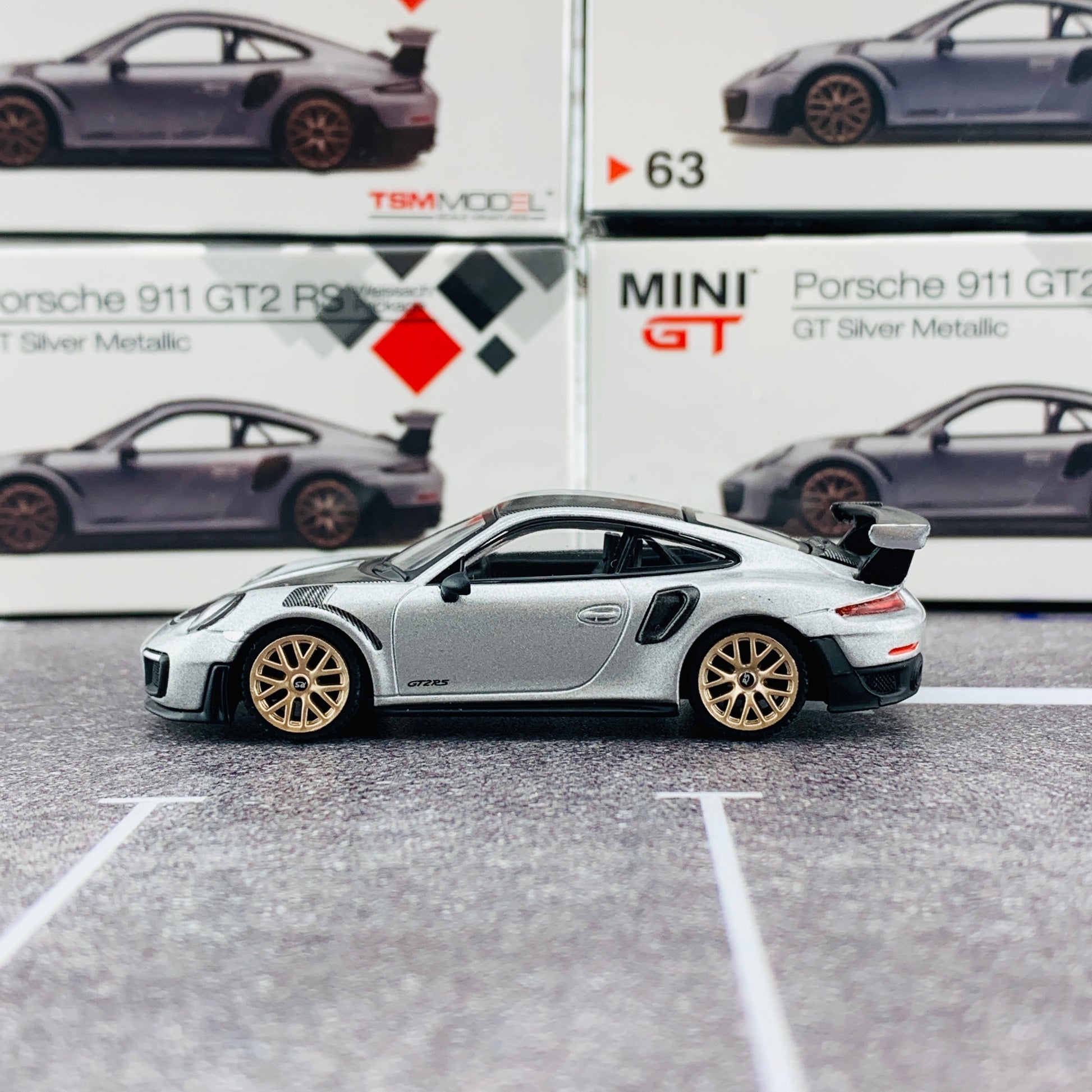 MINI GT 1/64 Porsche 911 Turbo GT2 RS GT Weissach Package Silver Metallic RHD MGT00063-R