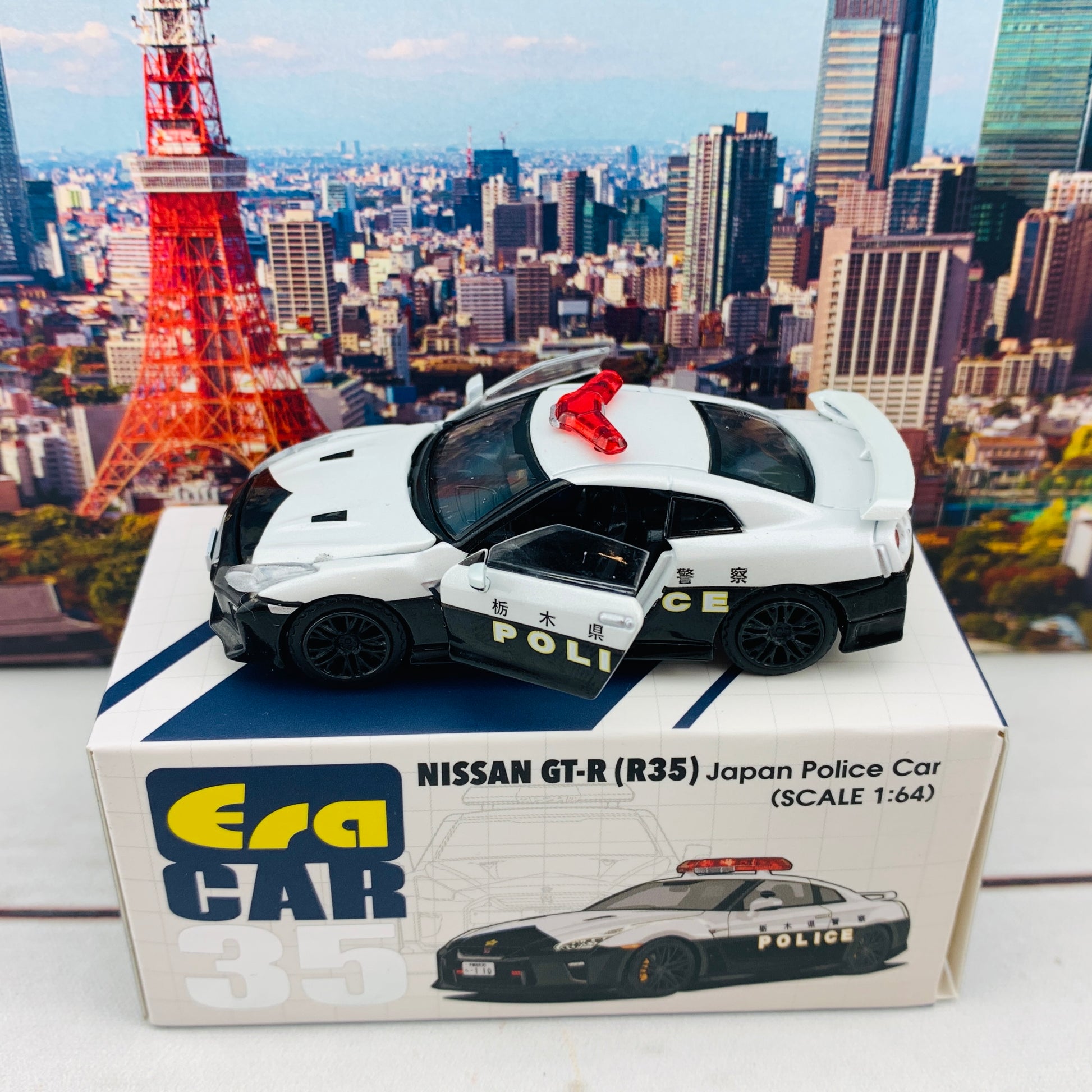 ERA CAR 35 1/64 Nissan GTR R35 Japan Police Car with Figure NS20GTRRN35