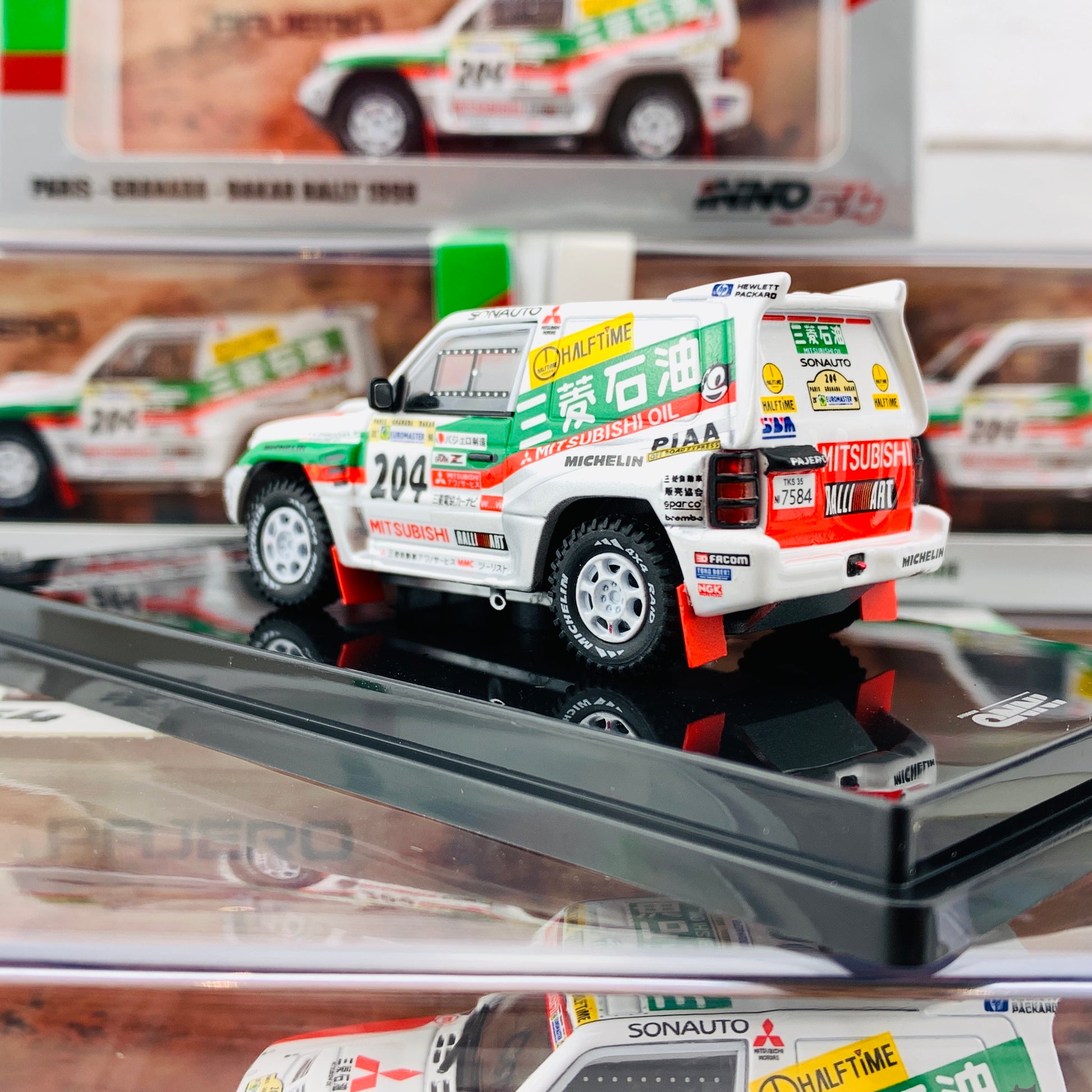 INNO64 1/64 MITSUBISHI PAJERO EVOLUTION #204 "MITSUBISHI OIL" Paris - Dakar 1998  IN64-EVOP-MO98