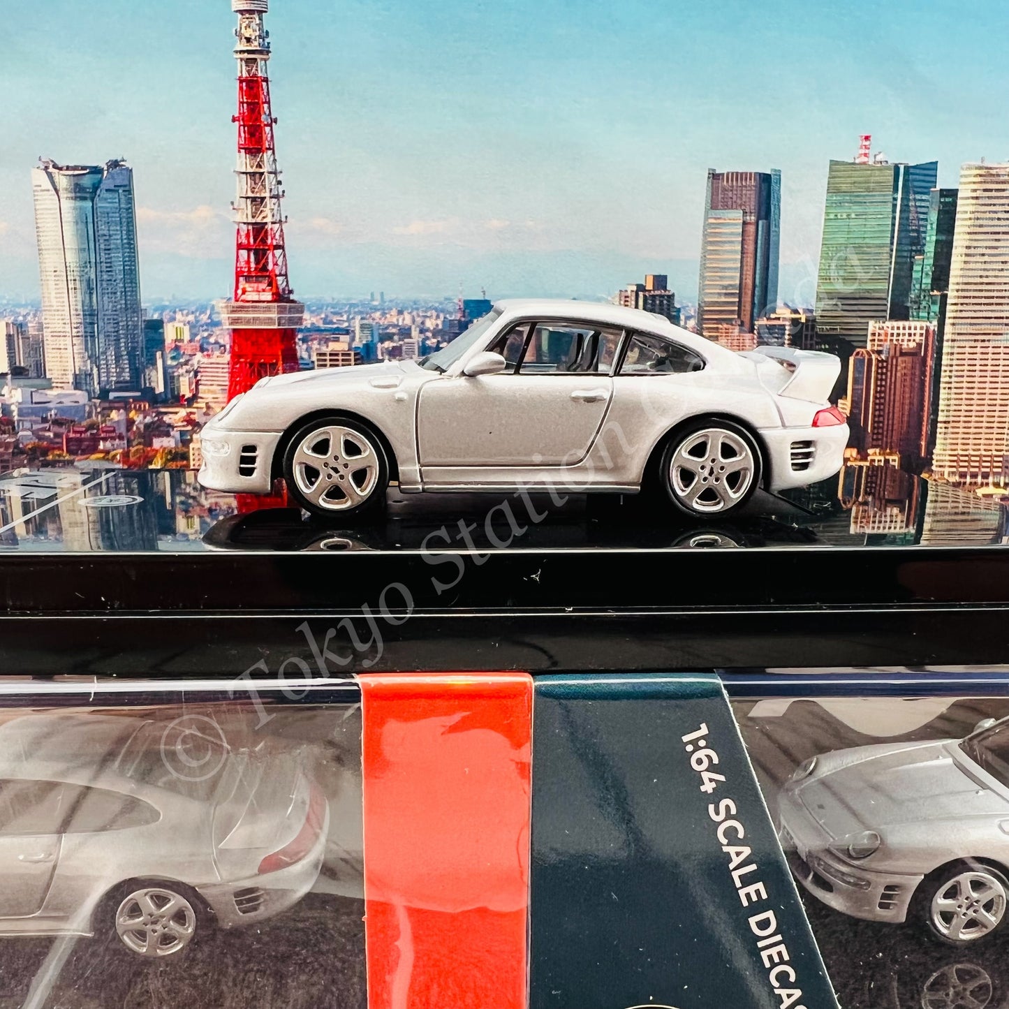 PARA64 1/64 RUF CTR2  Silver LHD PA-55371