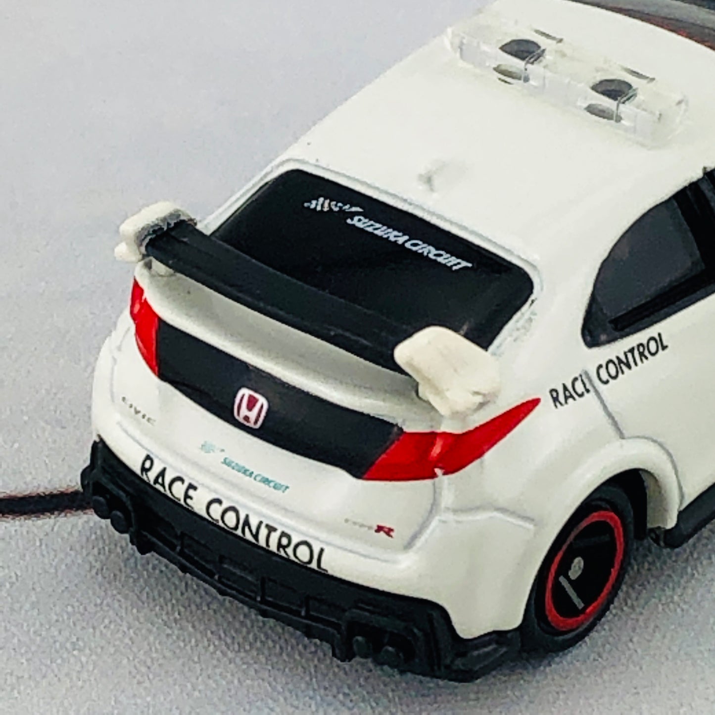 Tomica No.40 AEON Limited Honda Civic FK2 TYPE-R Suzuka Race Circuit Race Control Car