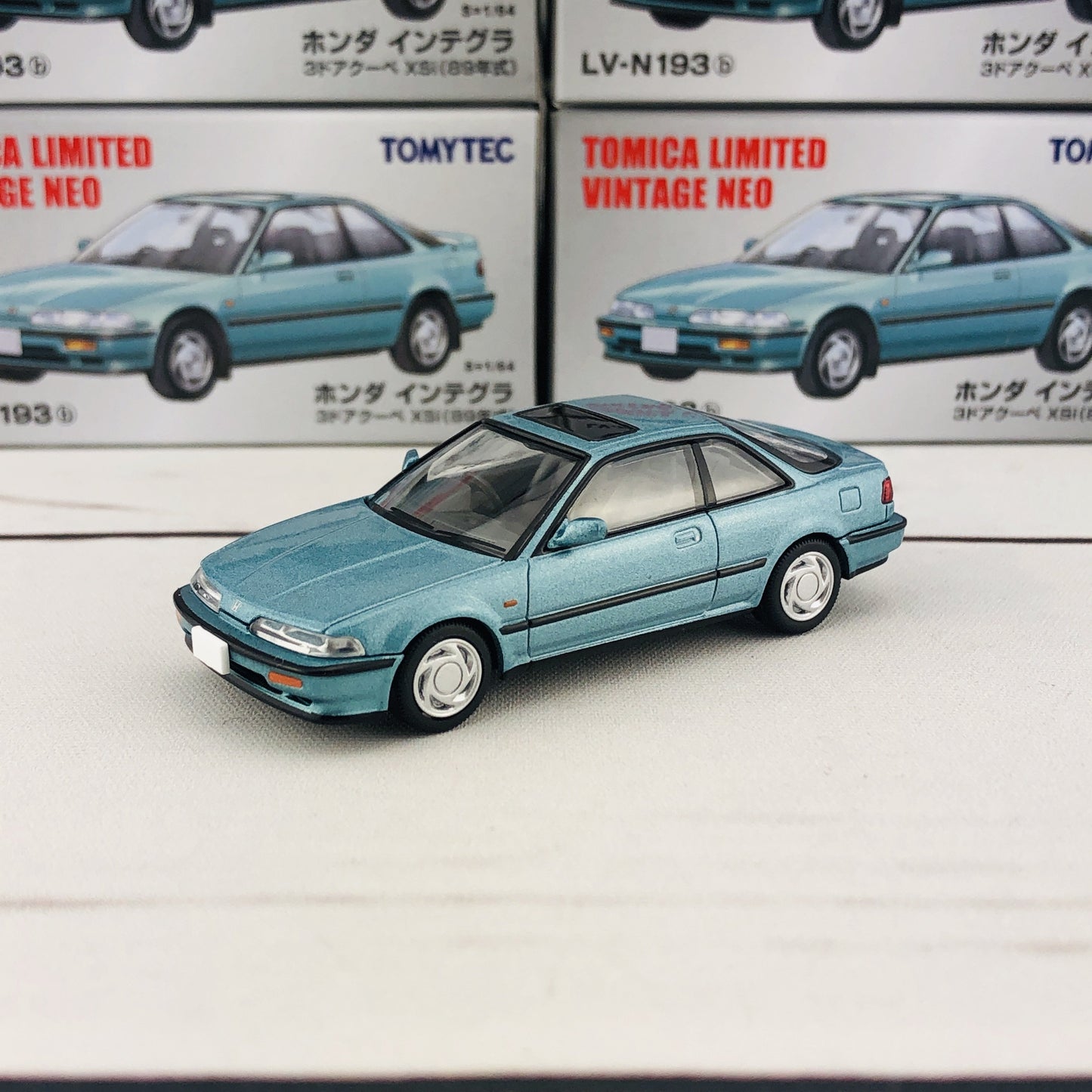 Tomytec Tomica Limited Vintage Neo 1/64 LV-N193b Honda Integra 3 Door Coupe XSi Blue (1989)