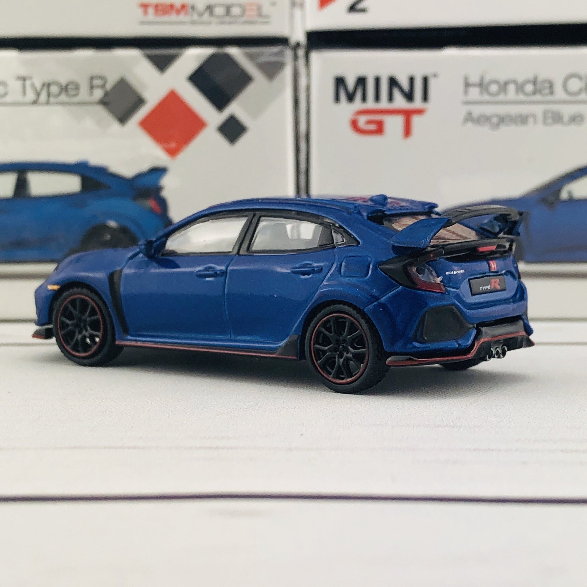 MINI GT 1/64 Honda Civic Type R (FK8) Aegean Blue (RHD) MGT00002-R