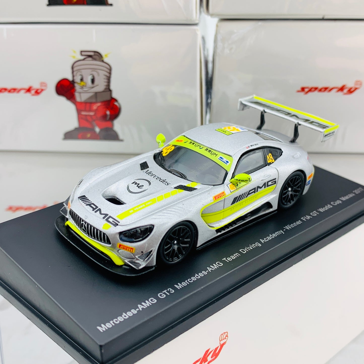 Sparky 1/64 Mercedes-AMG GT3 Mercedes-AMG Team Driving Academy - Winner FIA GT World Cup Macau 2017 Edoardo Mortara Y157