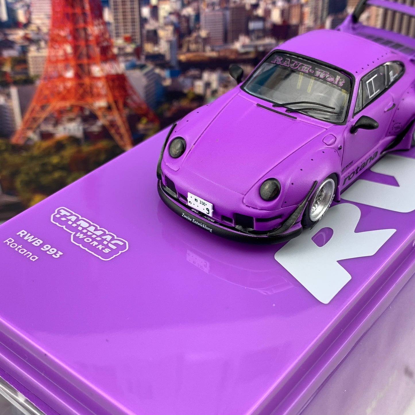 Tarmac Works 1/64 RWB 993 Rotana T64-017-RO