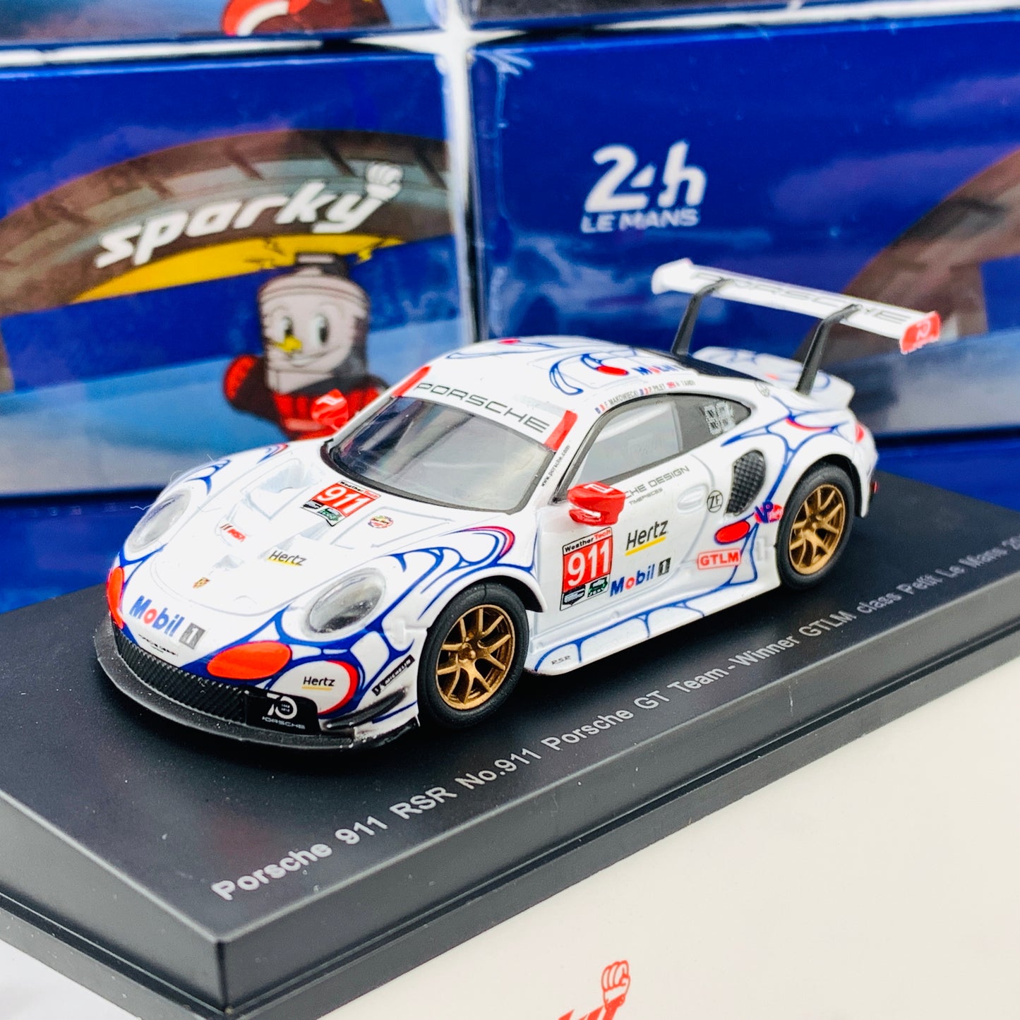 Sparky 1/64 PORSCHE 911 RSR NO.911 PORSCHE GT TEAM WINNER GTLM CLASS PETIT LE MANS 2018 P. PILET - N. TANDY - F. MAKOWIECKI Y135