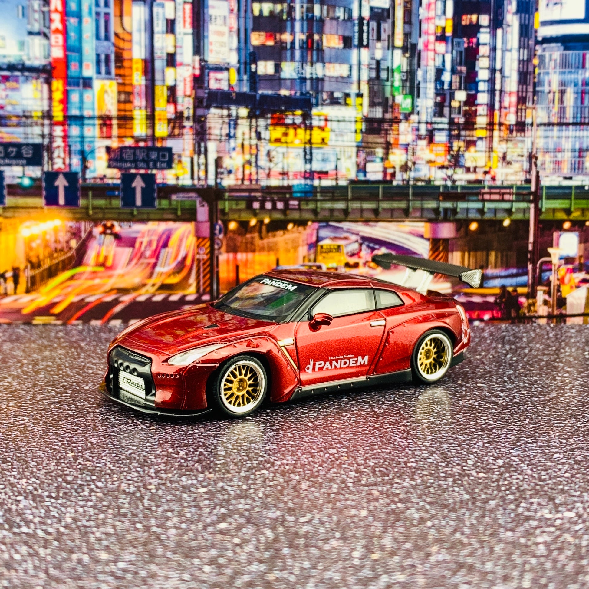 MINI GT 1/64 Pandem Nissan GTR R35 GT Wing Lava Red RHD MGT00092-R