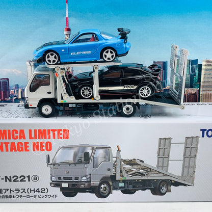Tomytec Tomica Limited Vintage Neo 1/64 Nissan Atlas (H42) Hanamidai Automobile Safety Loader Big Wide (Silver) 日産アトラス花見台自動車ビッグワイド LV-N221a