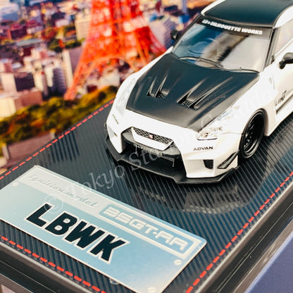 Ignition Model 1/64 LB-Silhouette WORKS GT Nissan 35GT-RR Pearl White With Mr. Kato metal figurine IG2388