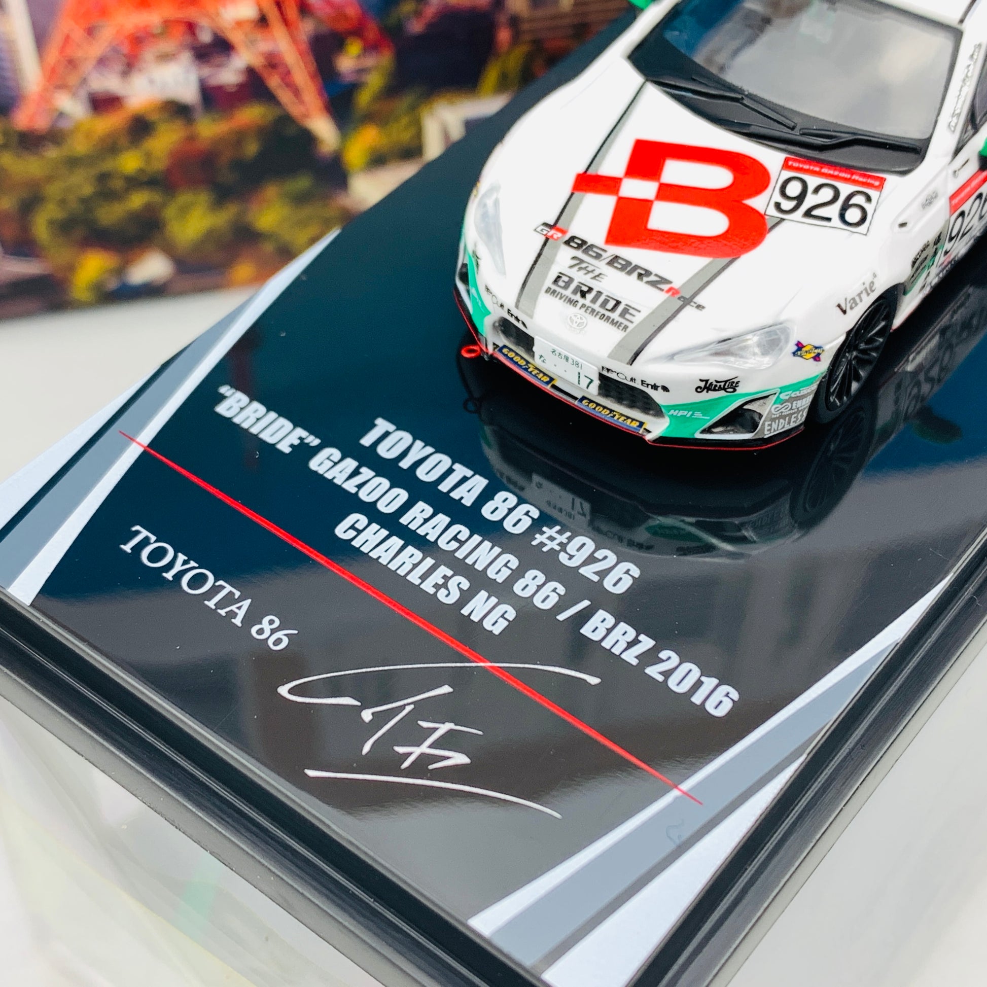 INNO64 1/64 TOYOTA 86 #926 "BRIDE" GAZOO RACING 86/BRZ 2016 Limited 1200pcs Worldwide - Charles Ng Signature Model IN64-GT86-BRI