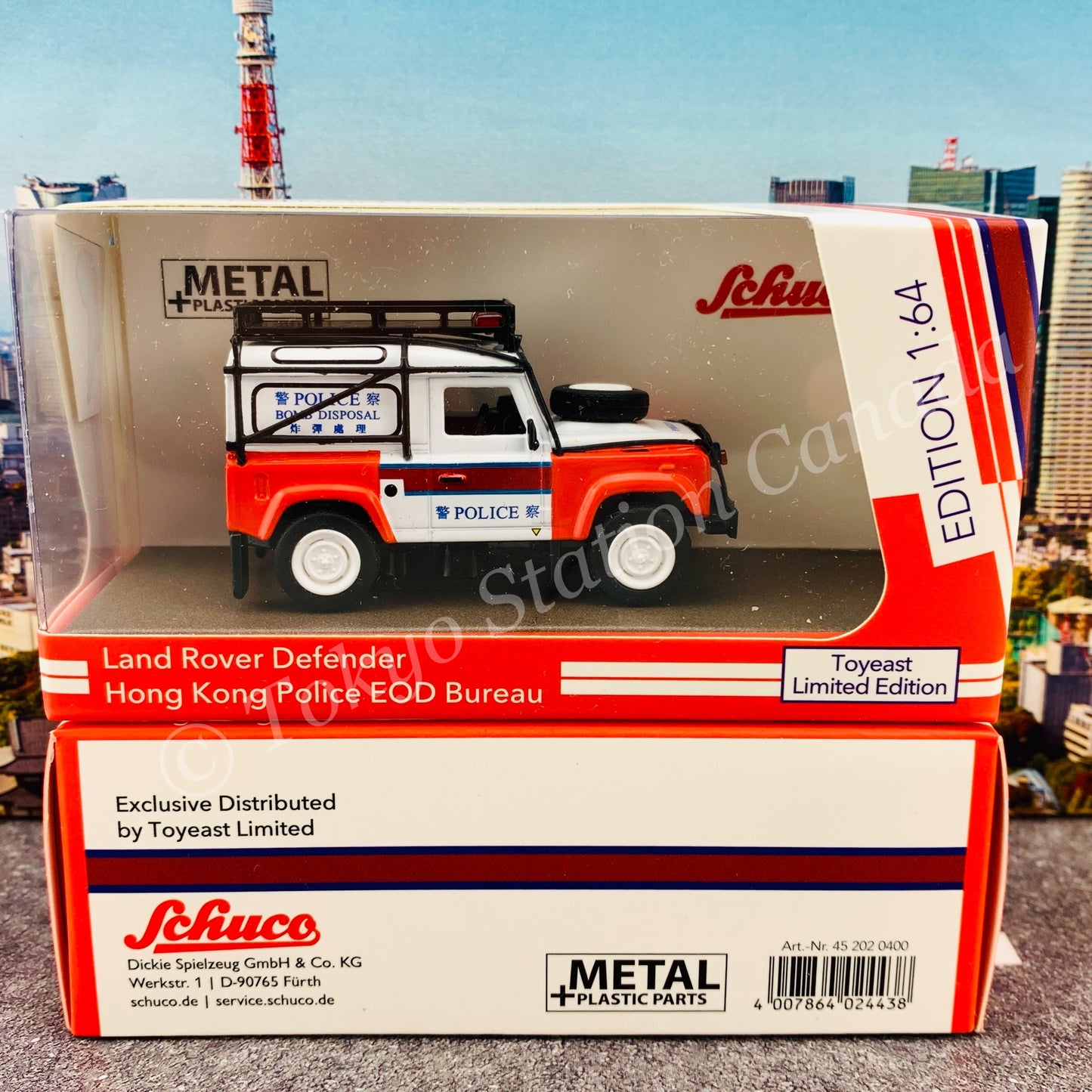 Schuco 1/64 Land Rover Defender Hong Kong Police EOD Bureau (Toyeast Limited Edition) 452020400