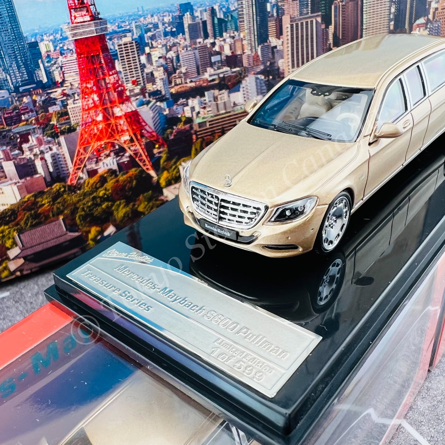 Stance Hunters 1/64 Mercedes Maybach S600 Pullman Champagne Gold