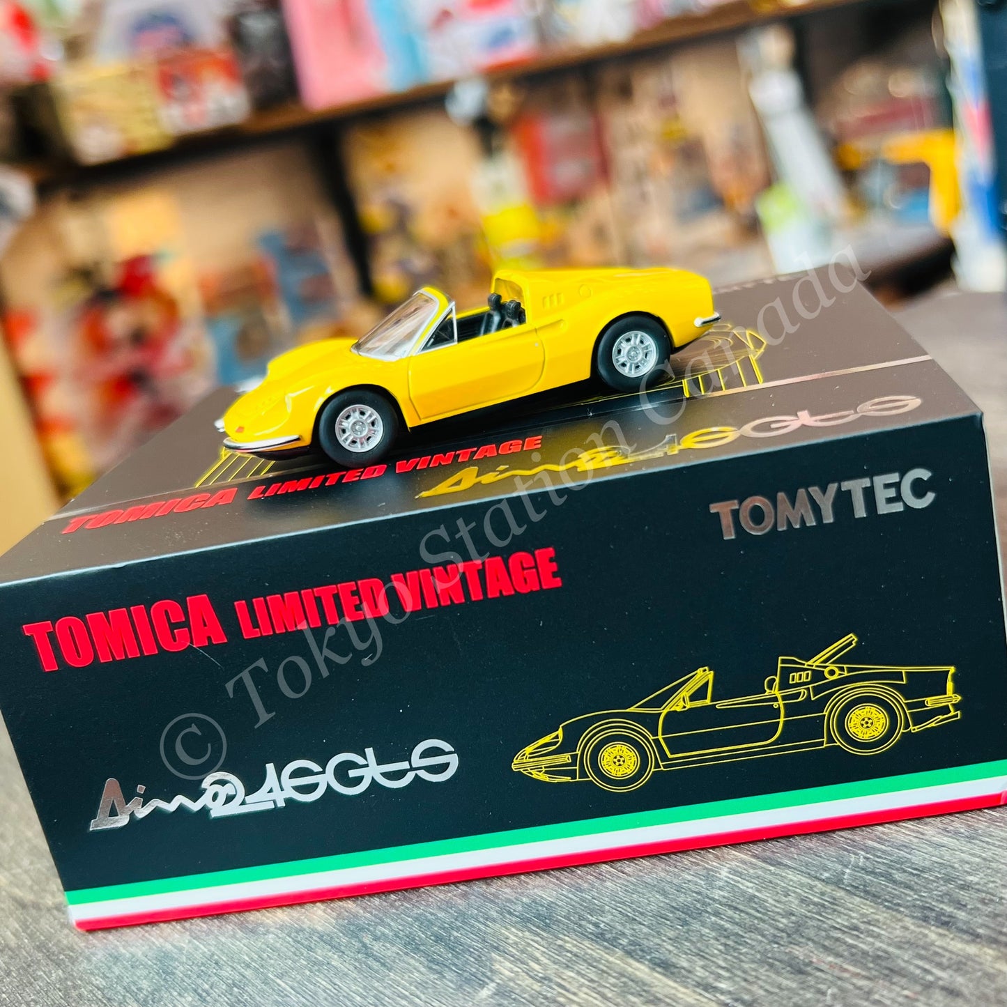 TOMYTEC Tomica Limited Vintage NEO 1/64 LV Dino 246 GTS Yellow