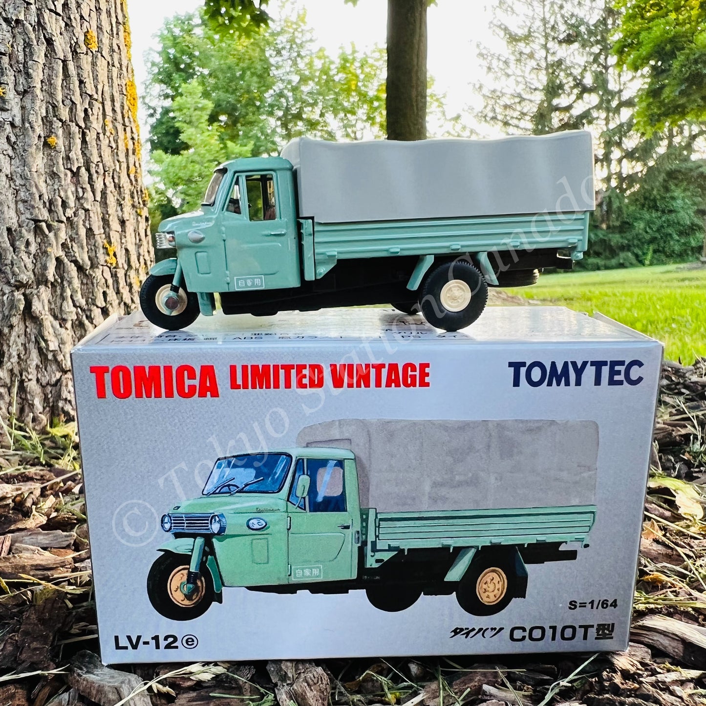 TOMYTEC Tomica Limited Vintage 1/64 Daihatsu CO10T (Green) LV-12e