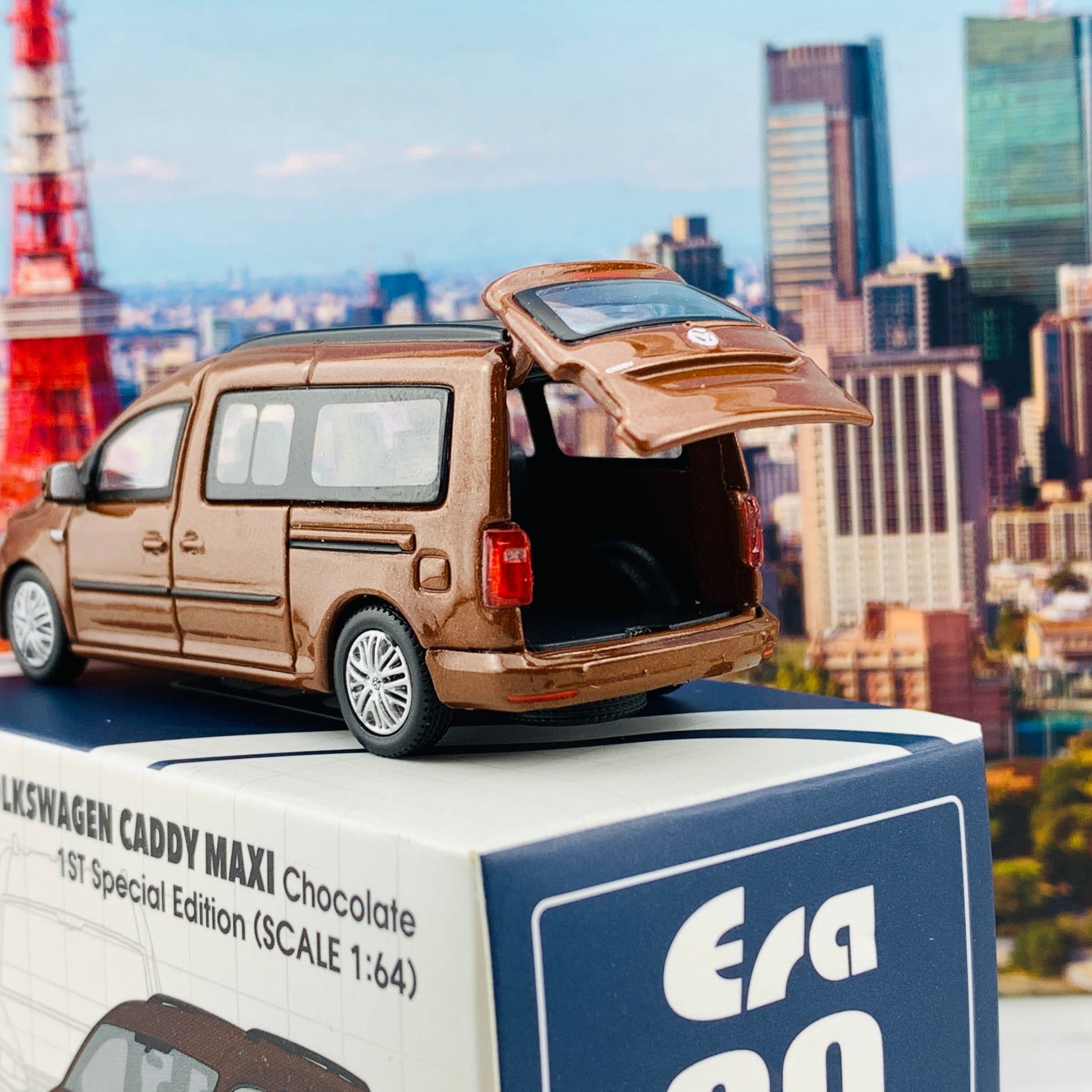 ERA CAR 39 1/64 Volkswagen Caddy Maxi 1ST Special Edition Chocolate VW20CAMRF39