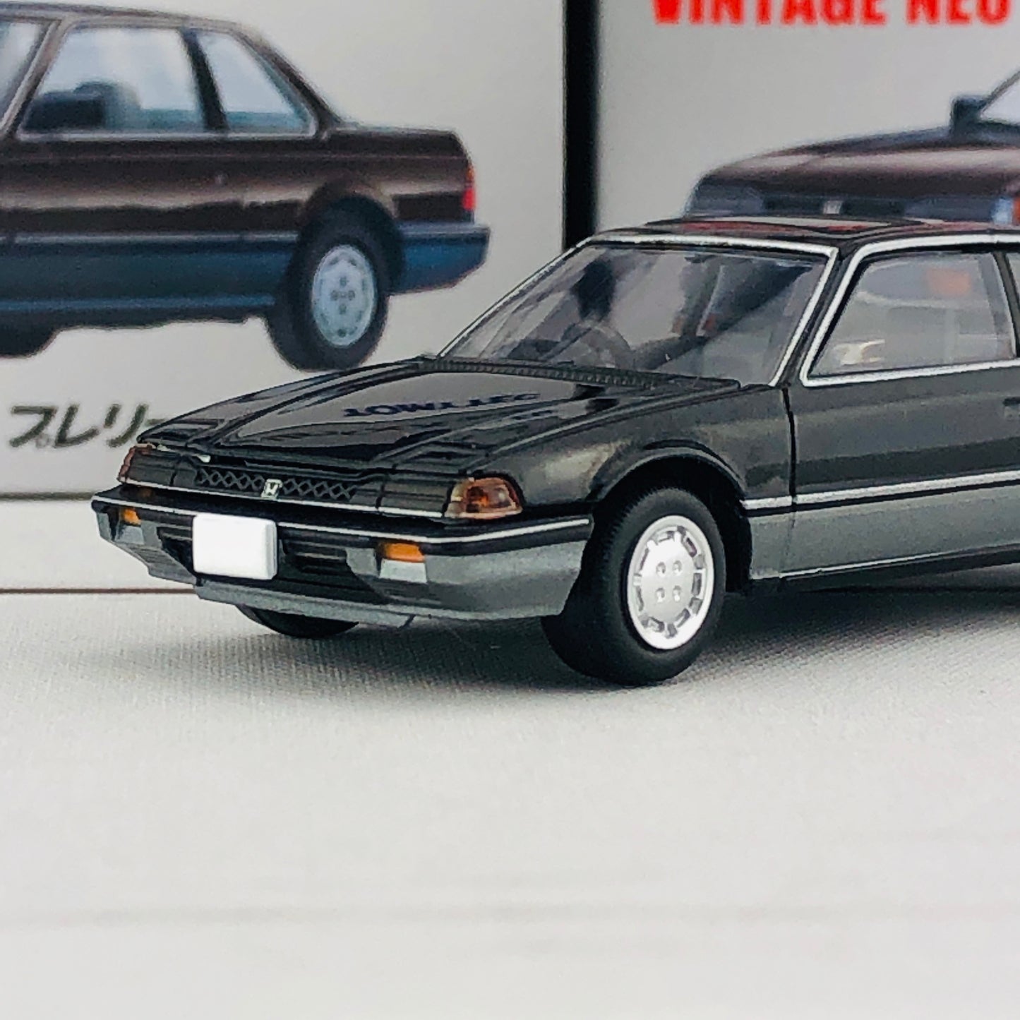 Tomica Limited Vintage 1/64 Honda PRELUDE XX LV-N145c