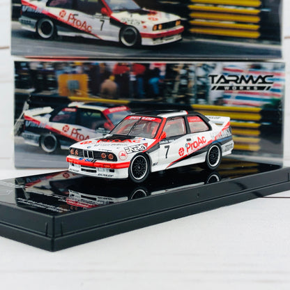 Tarmac Works 1/64 BMW M3 E30 Macau Cup Race 1992 Winner Charles Kwan