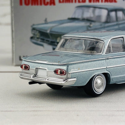 Tomica Limited Vintage 1/64 Nissan Prince Gloria Super6 (1963) Blue LV-174a