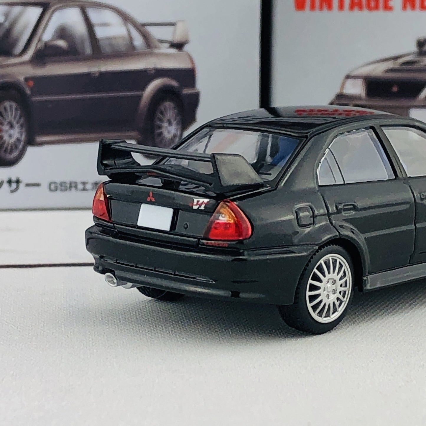Tomica Limited Vintage Neo Mitsubishi Lancer Evolution VI GSR Black (1999) LV-N190b