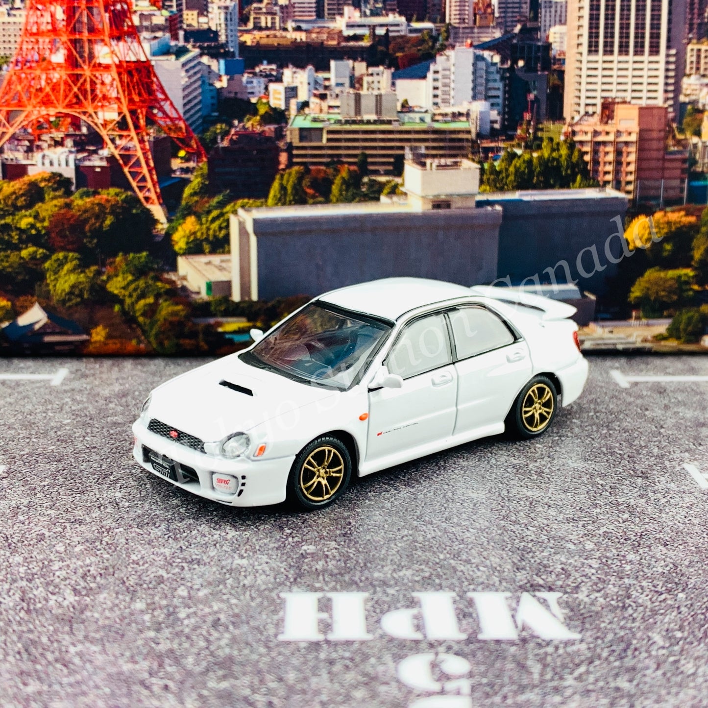 BM CREATIONS JUNIOR 1/64 Subaru Impreza WRX STi 2001 WHITE RHD with Extra Wheel Set and Lowering Parts 64B0082