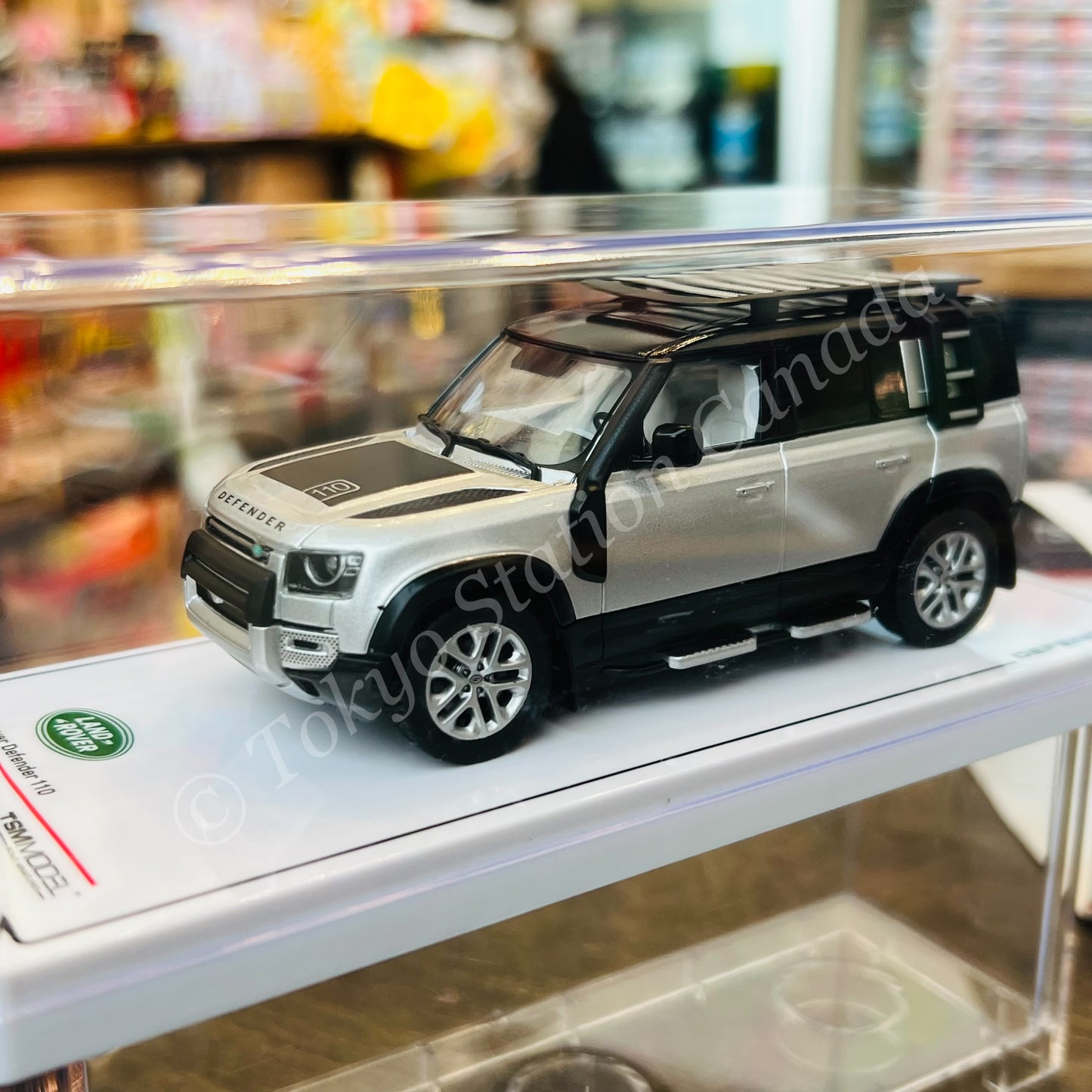 TSM MODEL 1/43 Land Rover Defender 110 Explorer Pro Indus Silver TSM430632D