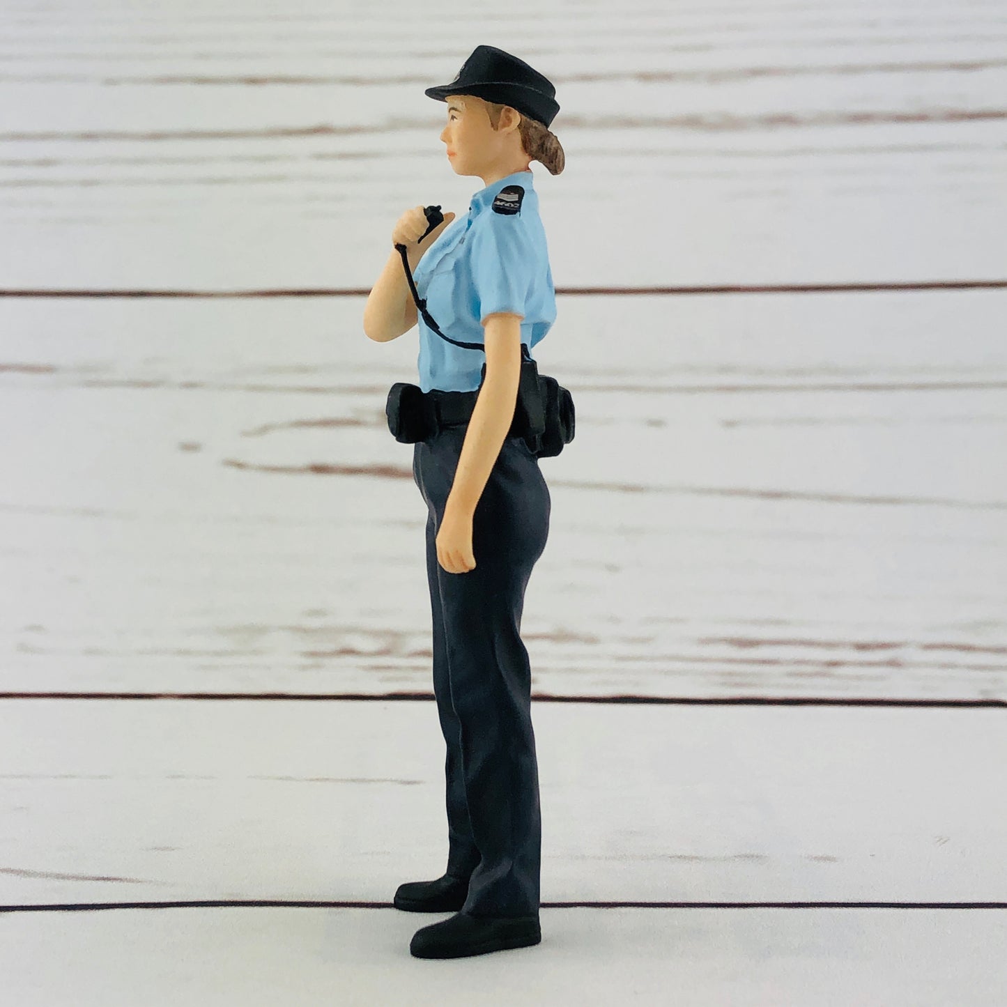 Tiny 1/18 Figure Woman Police Constable (PSU)