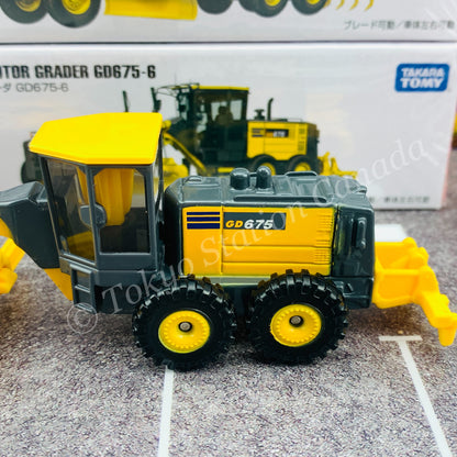 TOMICA 140 KOMATSU Motor Grader GD675-6